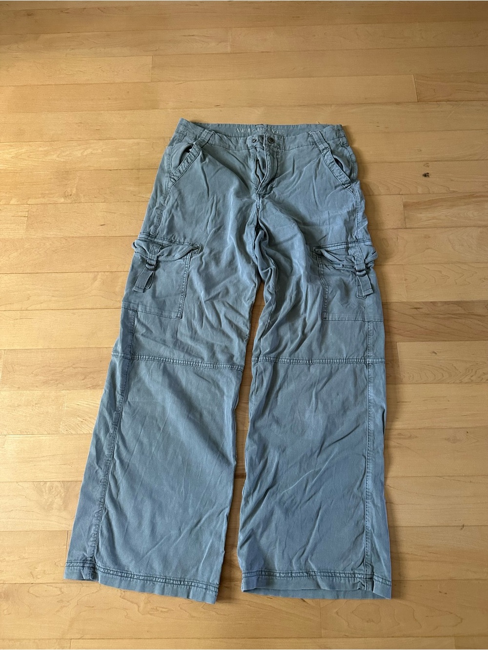 American Eagle Outfitters Olive Green Cargo Pants